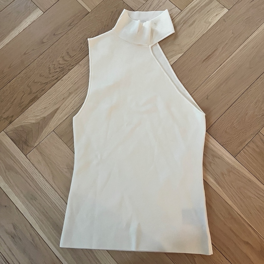 New Alice+Olivia asymmetrical white tank top turtle neck size XS knitted